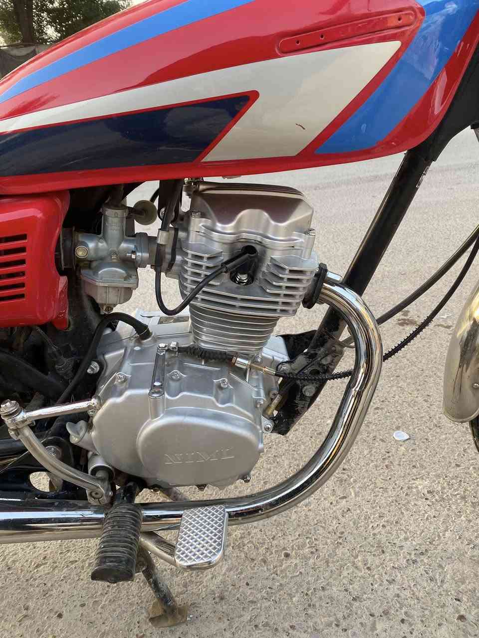 دراجه أيراني أربعه كير نضيفة كلش ماناقصه شي موديل ٢٥ سعر ٥٥٠ وبيه مجال بكاني بغداد الشعلة رقمي ***********
