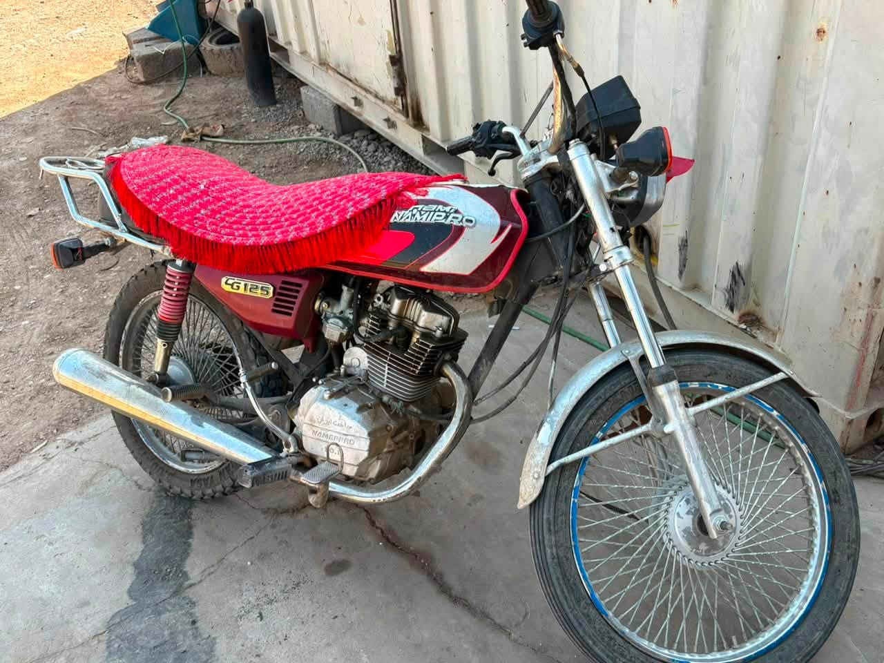 ماطور نامي برو 5 كير محرك 150c اي عيب مابي شغال.
السعر مناسب 
الرقم. ***********
