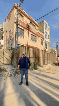 🏘: للبيع  بيت 
50m 
واجهة 10m
نزال 5m
تواصل ☎️***********☎️
