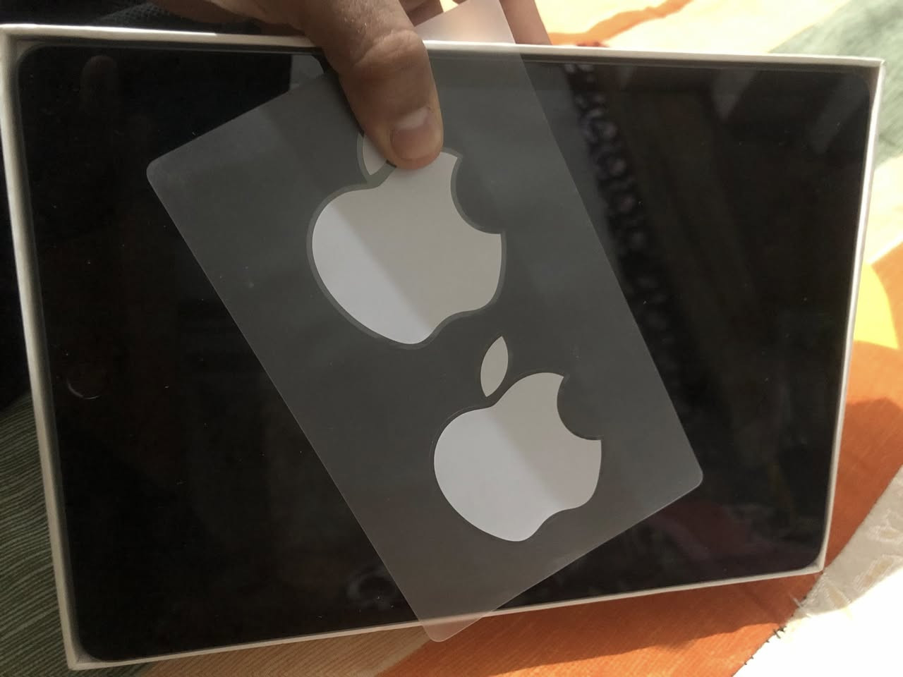 السلام عليكم: ايباد 9 جديد #للبيع استخدام شهر واحد ☝🏻 بعده بلكارتونه كامل ملحقاته بدون ااي نقص 

ايباد 9 
ذاكره 256 
بطاريفه فول 
كامل ملحقاته والكارتون 
الجهاز مال شركة ومامستخدم هواي فقط شهر واحد استخدام شخصي ، مكاني نجف حي ميسان 
 #السعر 500 وبي مجال


**إذا كنت صاحب هذا الإعلان وتريد حذفه لأي سبب، رجاءا أرسل رسالة إلى الدعم الفني**