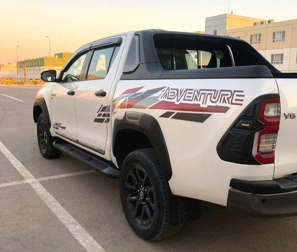 --  هايلوكس  اتفنجر   موديل   2021
--      أربيل     بريم     سيد نهرو    صدفي
--       6      سلندر     V6      4.0 
--      71   الف  كم   حقيقي   كفاله 
--      السعر      355   $     وبيه مجال     
--      مكاني   بغداد   بسمايه /  ***********
