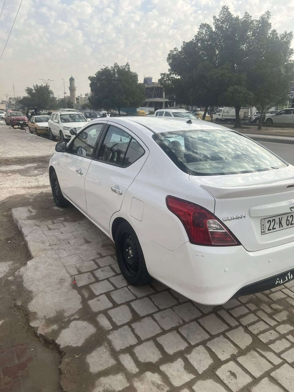 نيسان هندي 21سعر 99غير متواجد ع فيس واتساب ***********مكان بغداد
