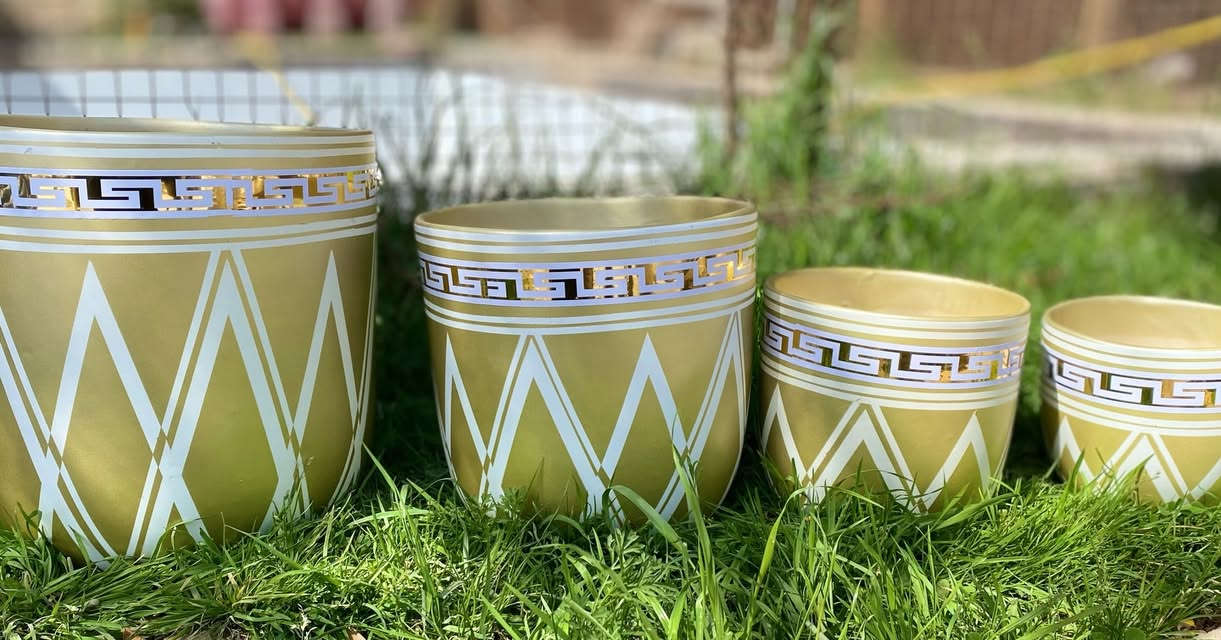 يوجد لدينا سنادين جملة بجميع الاشكال والالوان ….
العنوان / مغربة مقابل حيّ المعلمين الجديد مجاور شرطة k9 
للاستفسار 🤳 ***********
