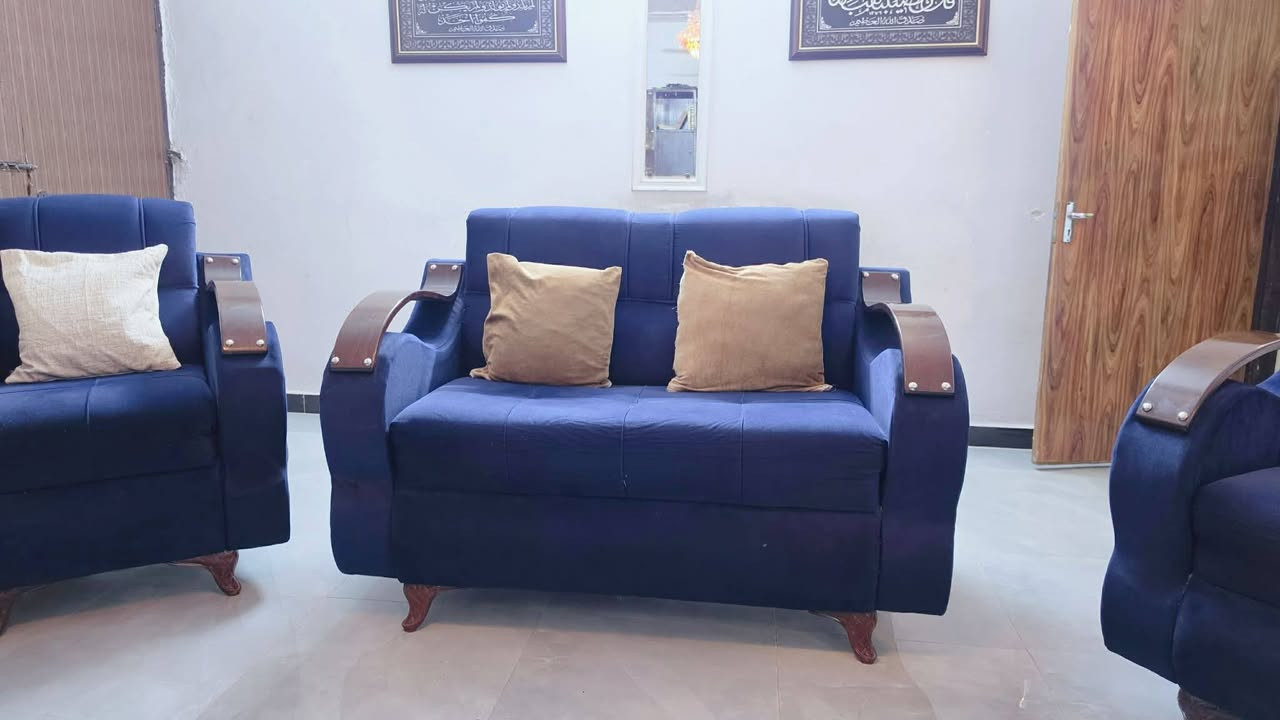 تخم تركي مدوشم جديد ونضيف وسفنج جديد السعر ٥٠٠ بي مجال المكان حي الاعلام


**إذا كنت صاحب هذا الإعلان وتريد حذفه لأي سبب، رجاءا أرسل رسالة إلى الدعم الفني**