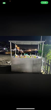 ميز لبلبي و يرهم عصاير  السعر ٢٠٠  الكراده بغداد  07719391457