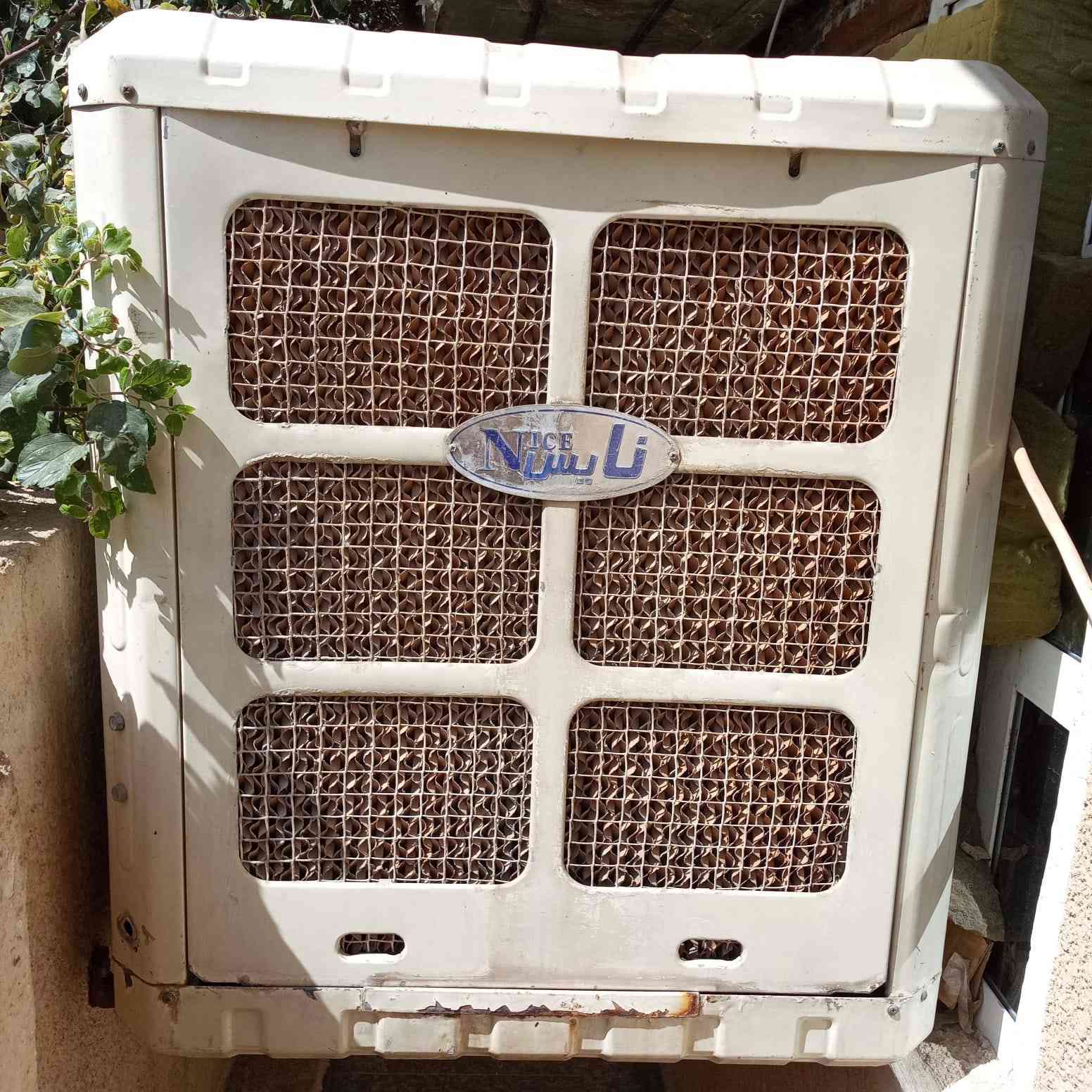 مبردة حجم وسط نضيفه استخدام موسم واحد هواها ثلج


**إذا كنت صاحب هذا الإعلان وتريد حذفه لأي سبب، رجاءا أرسل رسالة إلى الدعم الفني**