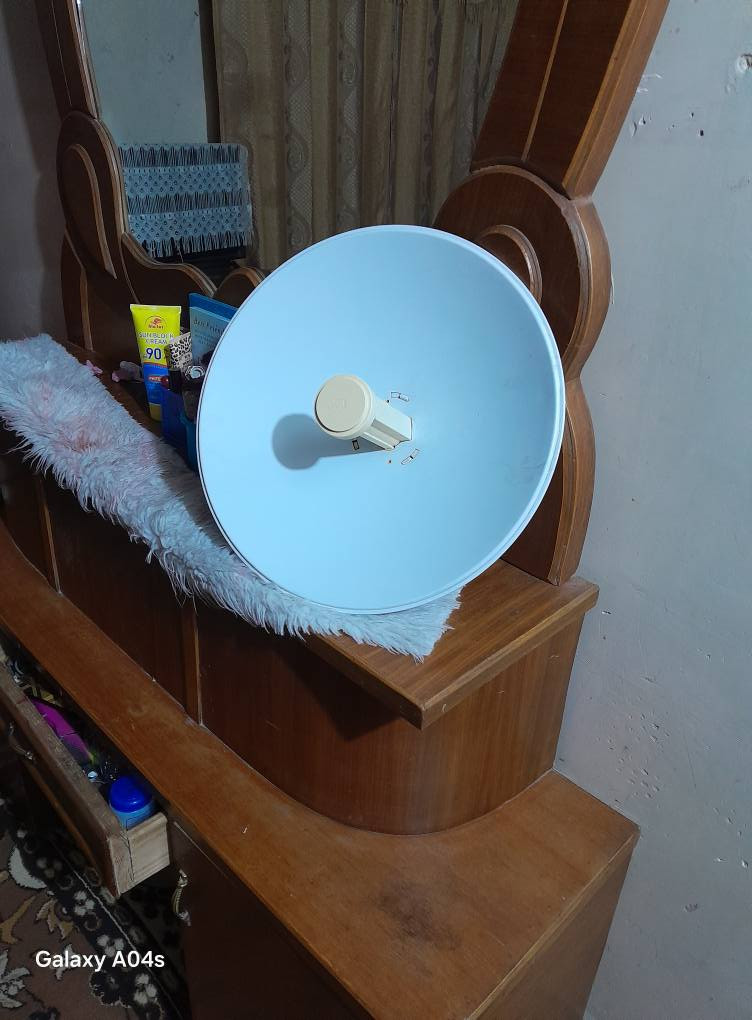 نانو جديد  للبيع سعر. ٦٥. الف بابل وردية خارج ***********
