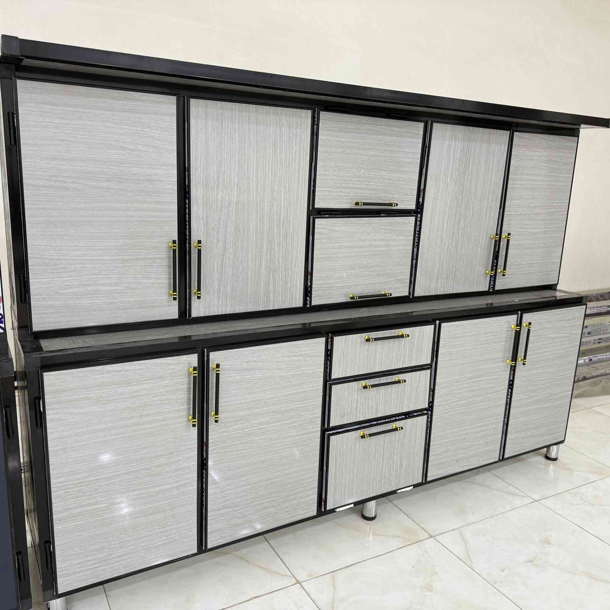 #كاونترات تفصال حسب الطلب جميع القياسات والتصاميم شغل درجه اوله العنوان مغربه شارع فرن تاج الدين ***********
