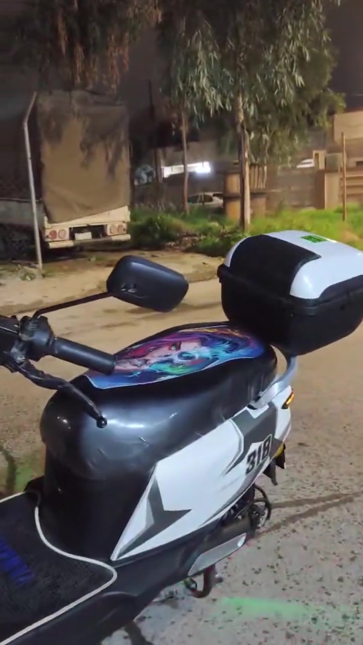 للبيع ماطور 318  بطاريات 6 دبل ماطور معروف بالسوك  نظافة حلوة يمشي 40/50 كيلو ماطور مرتب مايحتاج اي مصرف 
سرعة 99 حقيقي 75/80 
بي بك رجوع R 
السعر (575) وبي مجال 
مكاني حي السماح الثانية 
رقم الهاتف// 
***********
***********
