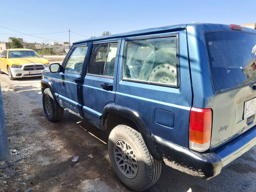 جيب شيروكي موديل 99مكينه وكير ففتي شرط توهن مشدودات تخم تاير حداديه كهربائية جاهزة تحويل مباشر سنويه جديده السعر 37بيها مجال مكاني الناصريه المركز *********** ناصرية, ذي قار
