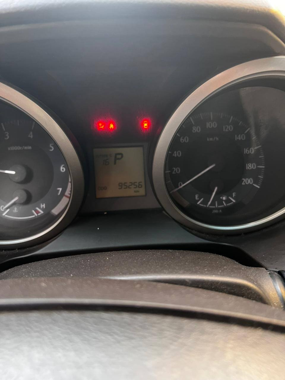 السلام عليكم برادو موديل12فول كويتي دبل تانكي مكفوله كفاله عامه فقط بدعامية الخلفي اكو شخط كد شبر 6سلندر كشنات جلد ماشية قليل ٩٥الف الممشه صدر امامي خلفي شرط تايرات تخم ياباني حييل جديده للبيع فقط والسعر مناسب رقم بغداد مميز رقم الهاتف ***********
