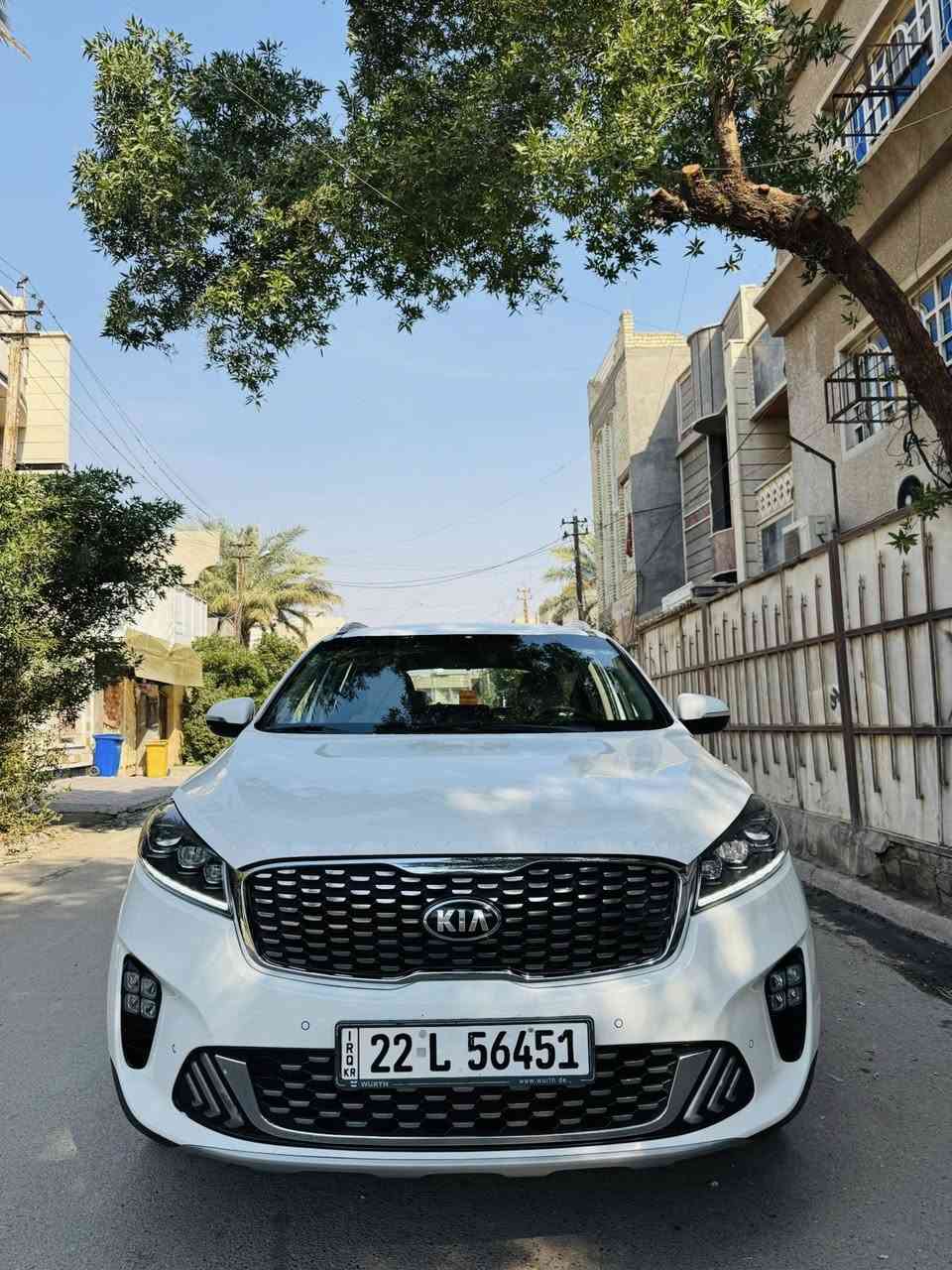 السلام عليكم كيا سورنتو 2020
خليجي كفاله عامه كير محرك ع وضع الشركه 
ماشيه 51 الف رقم أربيل بأسمي
فول عدا البانوراما
6 سلندر 7 راكب بصمه
 داخل جلد كشنات 2 كهرباء
شاشه نفكيشن بردات ابواب
باب خلفي كهرباء ويل كروم
تخم تاير جديد لايت زنون اصلي
بغداد الرصافه زيونه ***********
