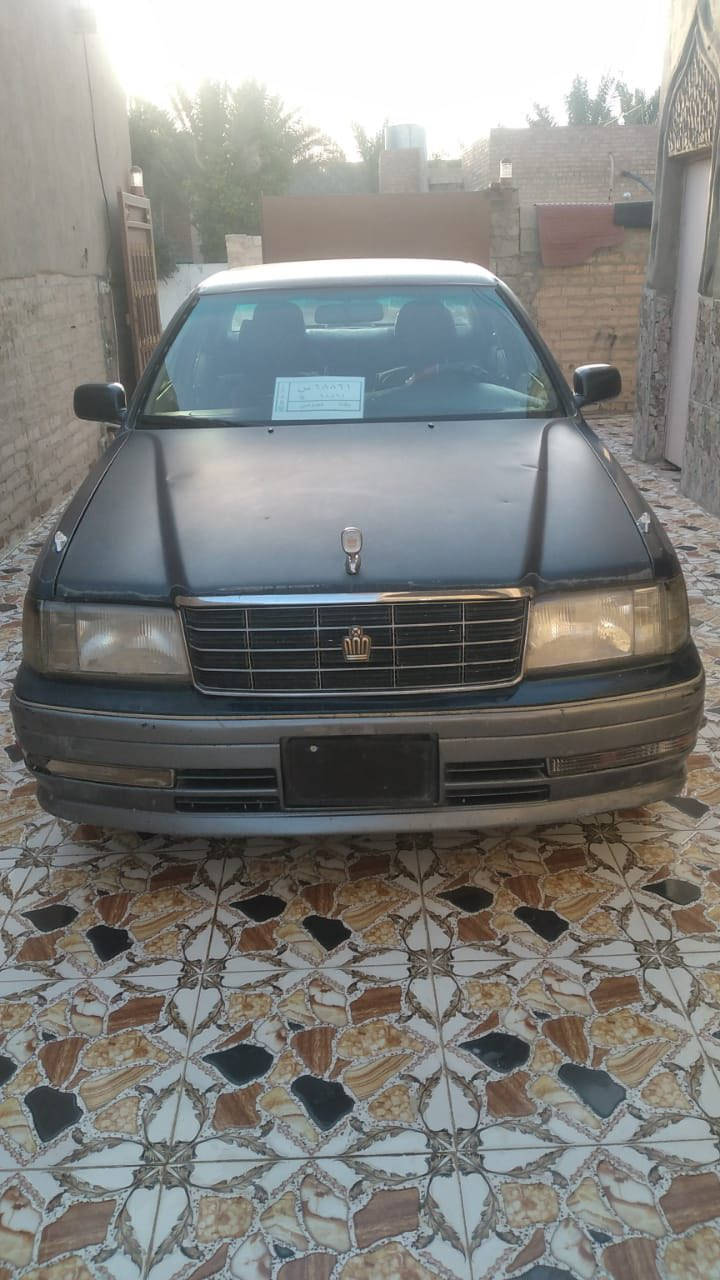 السلام عليكم
راس الثور للبيع سياره جاهزه من كلشي واحد عل واحد بدون صبغ غير البارد بخشم البنيد موديل 1992 سياره جاهزه من كلشي شرط التحويل مكمل لوحات بس اشد 
للأستفسار اكثر

***********
