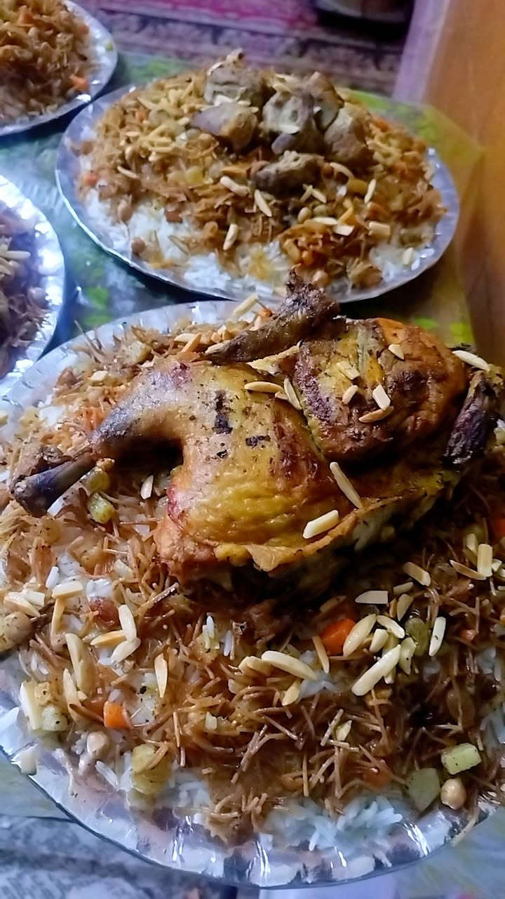 🟩 مطبخ طعم البيت

✨ أشهى المأكولات البيتية بأسعار تنافسية وجودة مضمونة

قائمة الأسعار:
دولمه حجم صغير ب7000 
 دولمه حجم وسط ب10
دجاجه علئ تمن 3مرق سوب طرشي خبزه ب12
نص دجاجه علئ تمن2 مرق سوب طرشي  خبزه ب7000
 ربع دجاجه علئ تمن مرق سوب طرشي ب3500
صينيه لحم علئ تمن 2مرق سوب طرشي خبزه ب10
النفر لحم علئ تمن مرق سوب طرشي خبزة ب4000
مقلوبه لحم 2مرق سوب طرشي خبزه ب12
مقلوبه لحم وسط مرق سوب طرشي خبزة ب8000
مقلوبه دجاجه كامله 2مرق سوب طرشي خبزة ب12
مقلوبه نص دجاجه مرق سوب طرشي خبزة ب7000
 
ملاحظة: تتوفر خدمة الطلبات الخاصة للمناسبات والعزائم.

📞 للطلب والاستفسار ***********
📍 مطبخ طعم البيت – لأن الأكل البيتي له نكهة غير!
