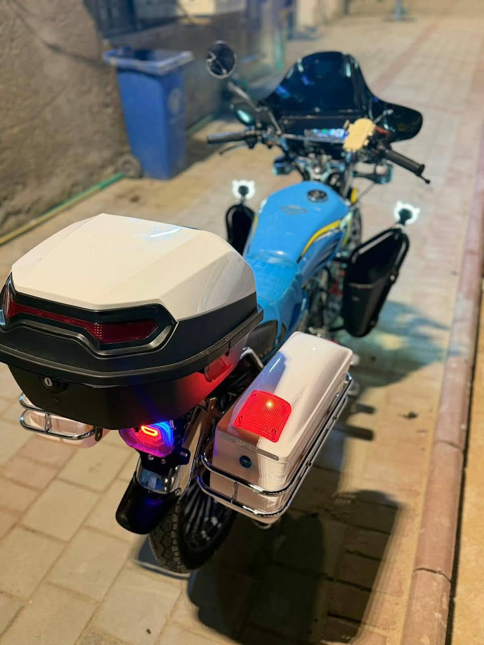 سلام عليكم دراجه سونك لبيع موديل 25دراجه زيرو كفاله عامه يعني لا تجيني وتكلي شبيه ما بيه كفاله عامه سعره 95وبيه مجال شي قليل بكاني بغداد. لحريه هذه رقمي ***********
