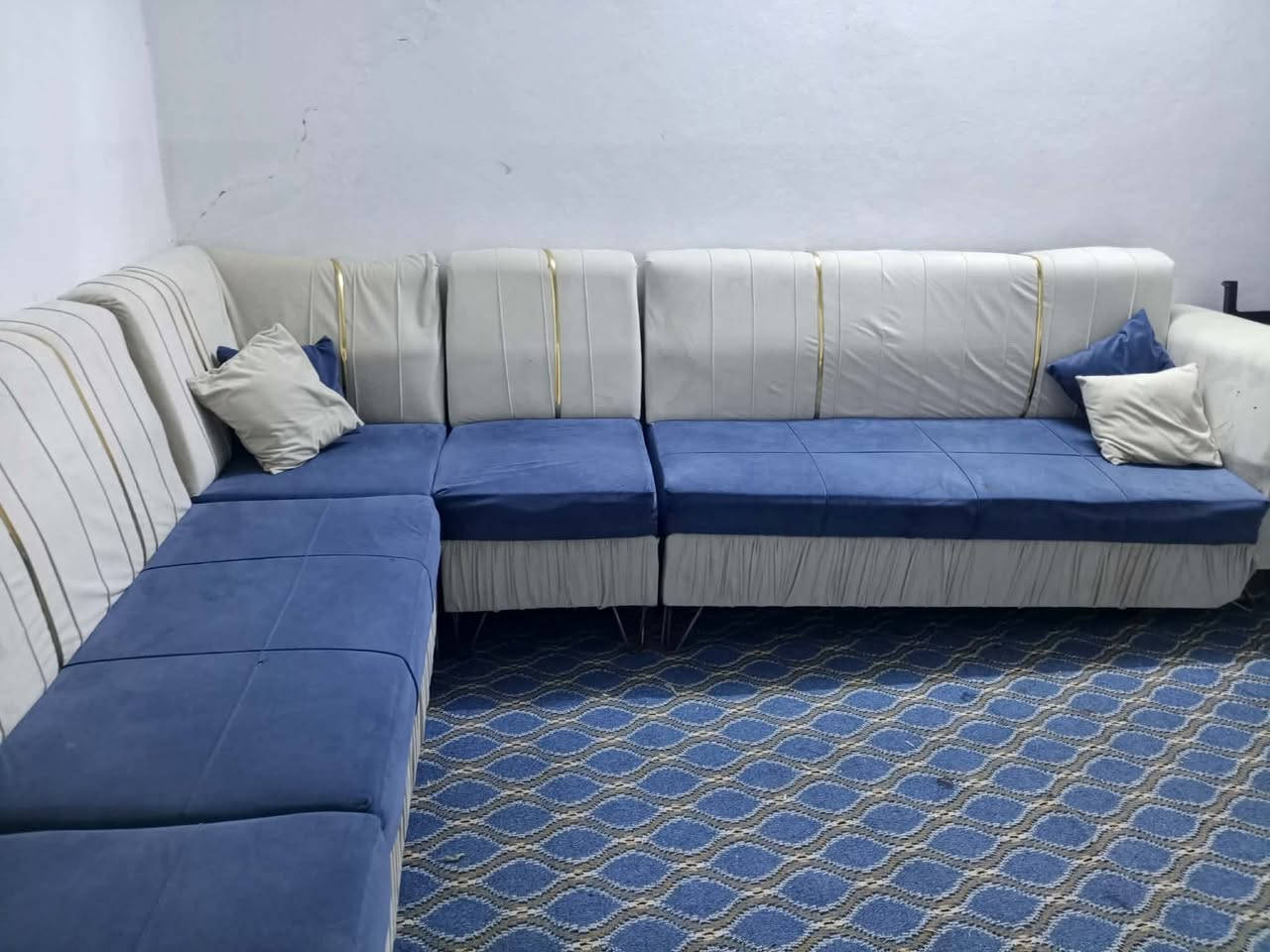 ديوان للبيع ٧ امتار فقط بيها مكان وحده بيها كسر مكان الرجل السعر ١٢٠ الف العنوان 
عنوانه رشيديه سايدين بداله


**إذا كنت صاحب هذا الإعلان وتريد حذفه لأي سبب، رجاءا أرسل رسالة إلى الدعم الفني**