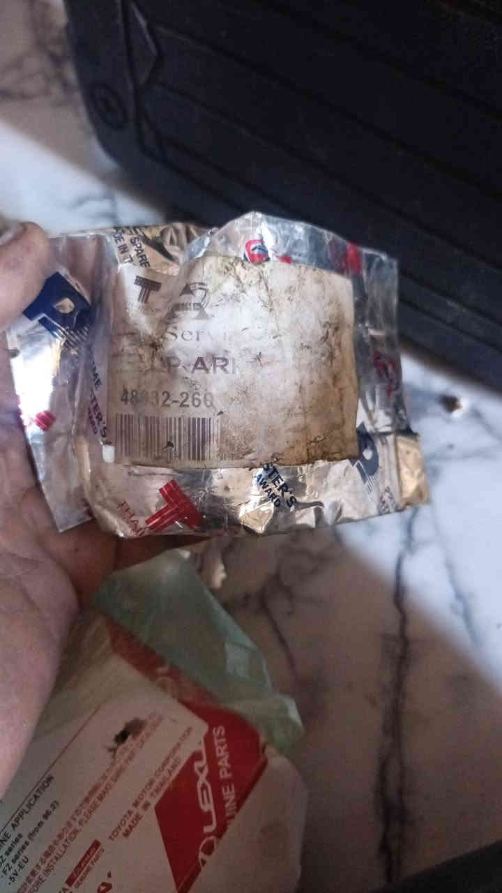 حداديه تويوتا ستاوت بيكم فور ويل درايمات اكسل  سبرنك كاردنات طبلات اسطابكسلات  متوفر مسيان كميت ***********
