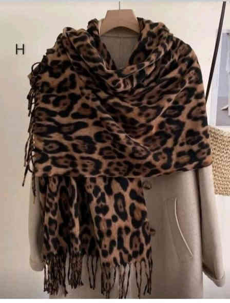 ع بركة الله تم وصول اليوم موديلات كثيره من اسكارفات مع الوان اجنن #العنوان موصل سوق سومر عمارة المصطفى كوزمتك علوش للمواد التجميل وتجهيزات العرائس يوجد خدمة توصيل لجميع المحافظات العراق 🇮🇶الحجز والاستفسار مراسله صفحه او تواصل عبرا الواتساب ***********حساب انستا lwshlwsh 505حساب انستا lwshlwsh 505
