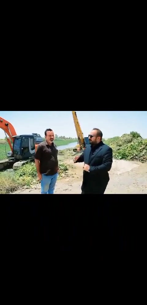 من الميدان.. الضاحي يتابع استمرار حملة إزالة زهرة النيل

أجرى عضو مجلس محافظة ذي قار رئيس لجنة الخدمات والنقل والاتصالات الأستاذ رياض الضاحي جولة ميدانية لمتابعة سير حملة القضاء على زهرة النيل بالتعاون مع دائرة صيانة مشاريع ري وبزل   ذي قار.

وأكد الضاحي خلال متابعته أهمية استمرار هذه الحملات للحفاظ على الأنهار والجدوال  وضمان انسيابية جريان المياه مثمناً الجهود الكبيرة التي تبذلها الملاكات الهندسية والفنية في دائرة صيانة مشاريع ري وبزل ذي قار ومشيداً بتعاونهم وإخلاصهم في إنجاز الأعمال.

وفي ختام الجولة وجّه  الضاحي شكره وتقديره إلى جميع العاملين في دائرة صيانة مشاريع ري وبزل ذي قار
 مؤكداً استمرار المتابعة الميدانية ودعم كل الجهود الرامية إلى حماية الموارد المائية وخدمة أبناء المحافظة.


**إذا كنت صاحب هذا الإعلان وتريد حذفه لأي سبب، رجاءا أرسل رسالة إلى الدعم الفني**