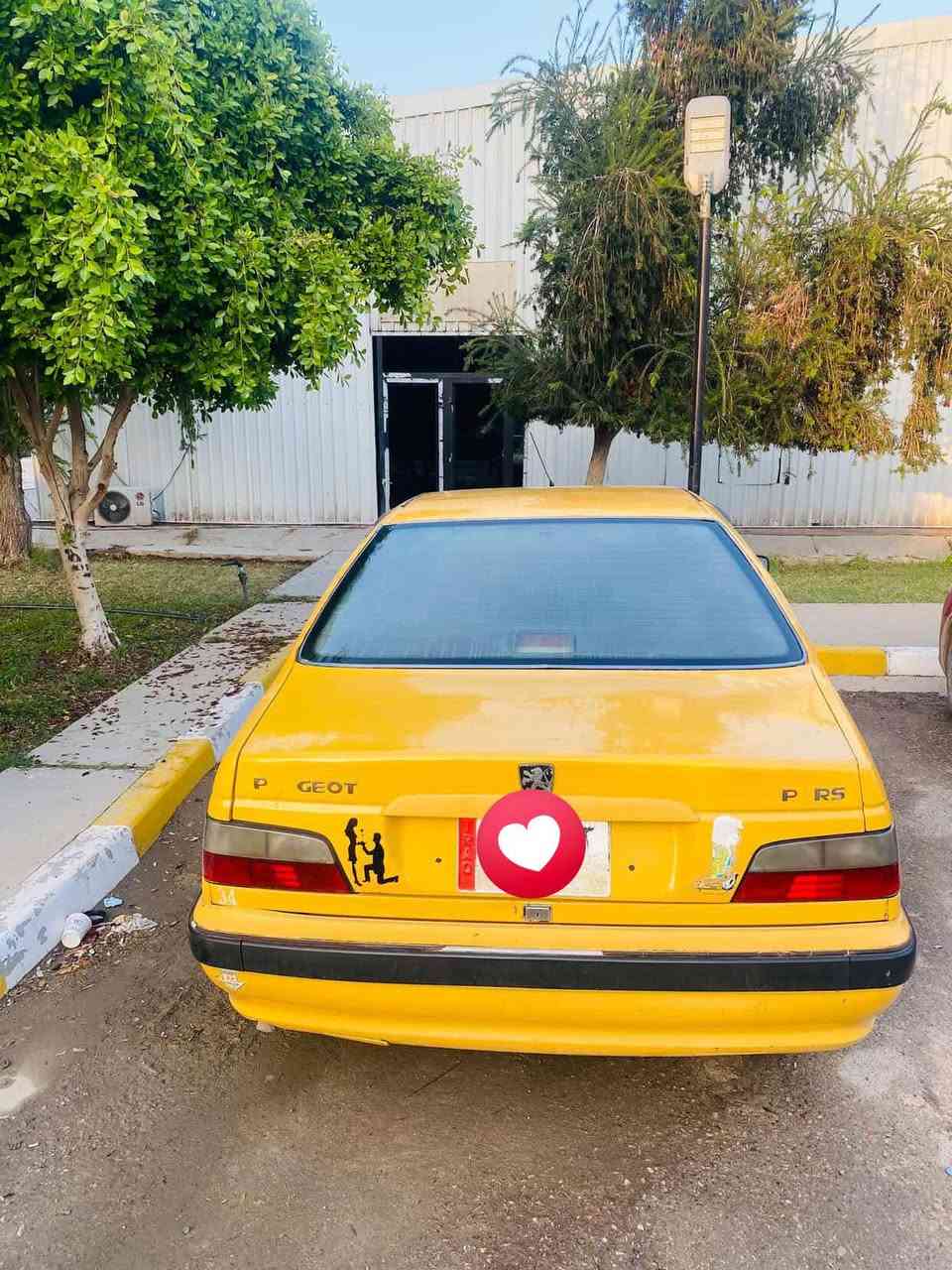 سلام عليكم بيجو بارص البيع مديل12 السعر 33وبيه مجال مكان بابل ***********
