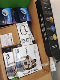 ملابس • وسط • جديد