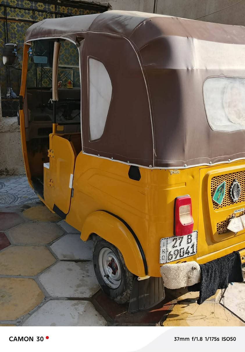 تكتك للبيع موديل 21 شهر 11 امبدل بيه بوشه اوبارد جوه البك لايت مكينه خير من الله  هاذ ىقمي ***********
