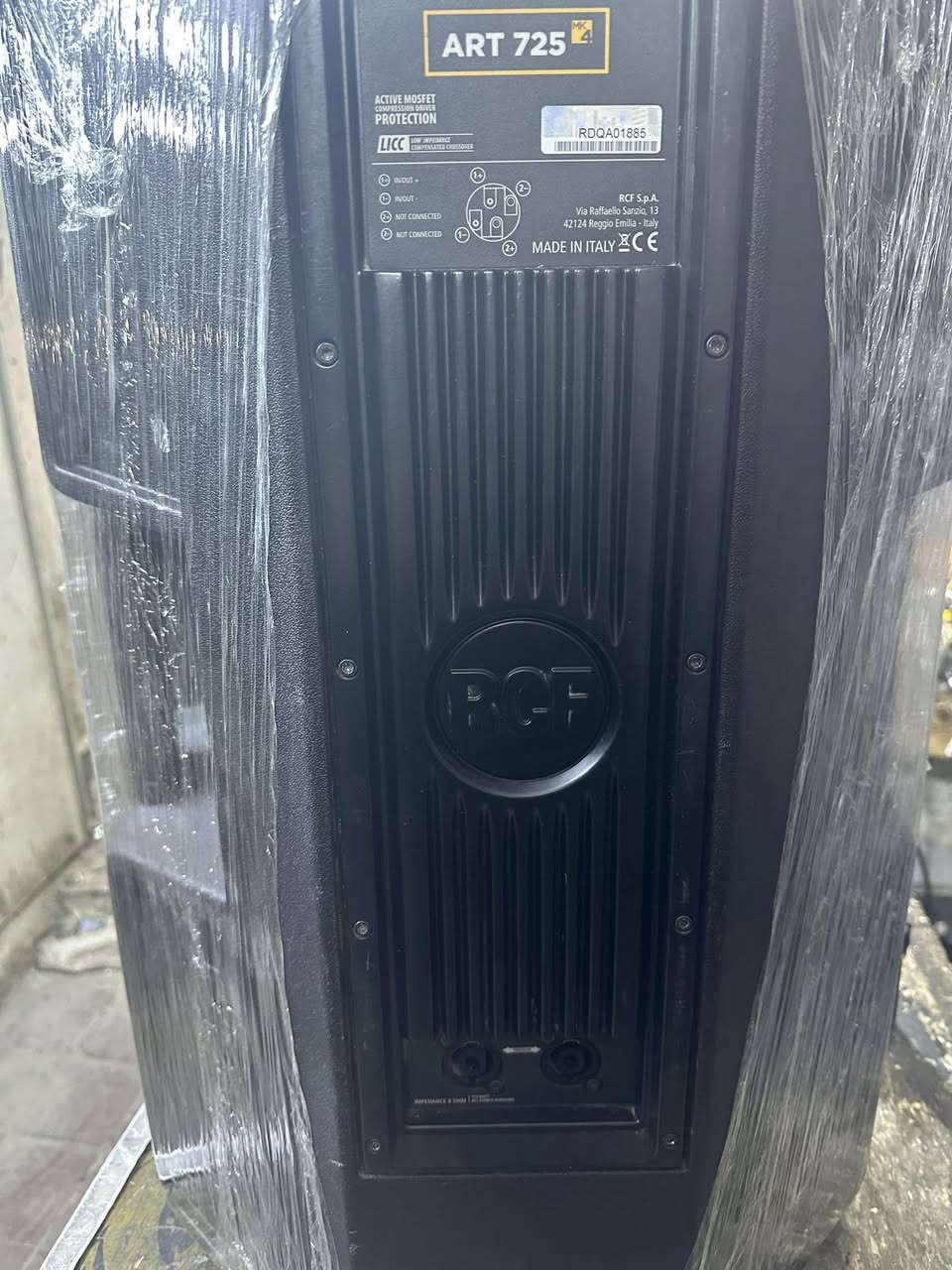 rcf إيطالي اصلي وكاله 
مستخدمات نضافه 95
كفاله من التصليح 
السعر 14ورقه
***********
اتصال او واتساب
