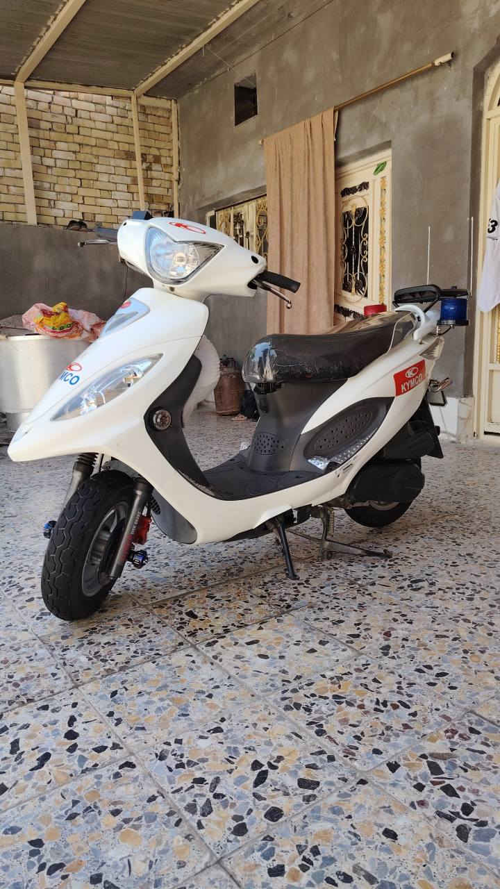 السلام عليكم دراجة كامكو V2 موديل 14 ماشية 11 الف كفاله عامه گشر ومكينة  السعر رقمي *********** مو شراي لاتنتصل مكاني ناصرية قضاء الرفاعي الرفاعي, ذي قار
