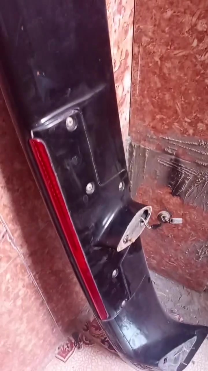 سلام عليكم جنح مال مارك كرسته لبيع نضيف وجديد سعر ستين ألف وبي مجال مكانه قلعه سكر ***********
