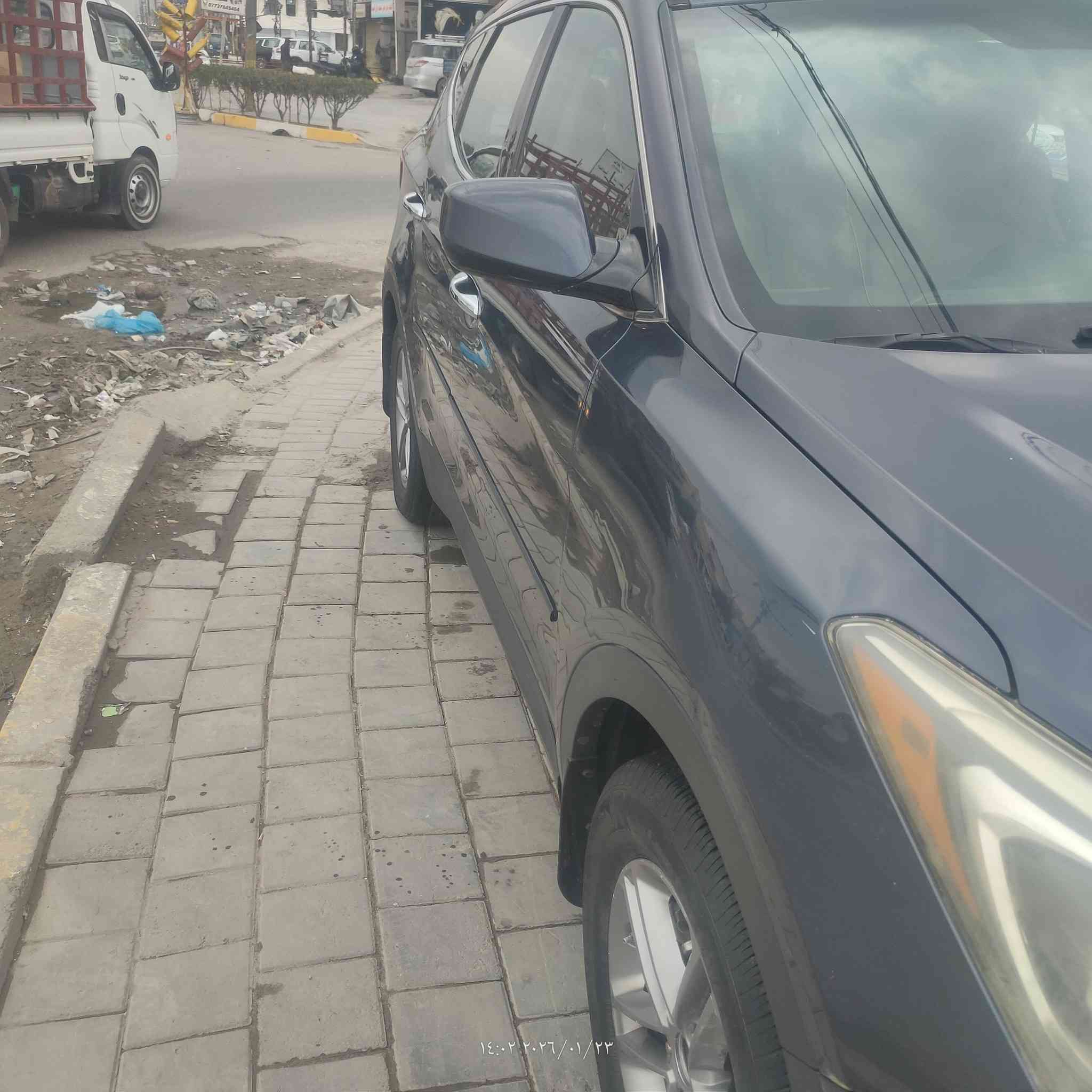 سنتافيا 2017  امريكي جايه بدون حادث كلين  4 سلندر  رقم بغداد 5 راكب ماشيه 67 الف حاليا بيهه بدايه تبخير  ضربه خفيفه في الصندوق سياره جديده وخير من الله للاتصال
***********
