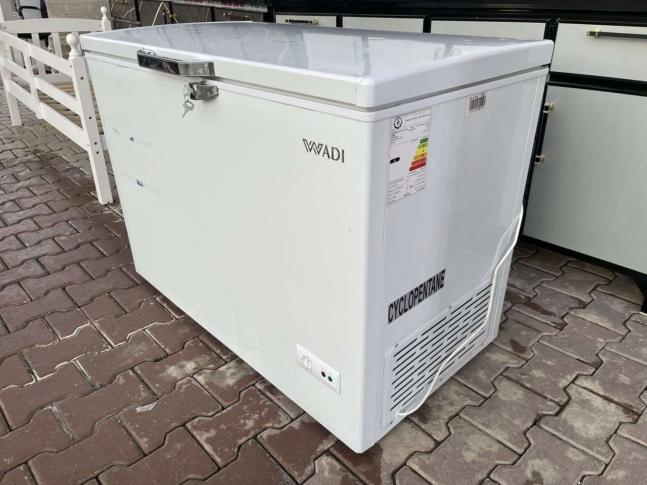 مجمده مستعمله 14 قدم نضيفه كلش مبيها اي عيب وشرط موو مصلحه ابد وشرط الشغل مكانها تكريت شارع الزهور للاستفسار ***********
