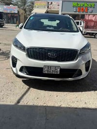 وبركاته  سورنتو 2020 عداد المسافات 56الف حقيقي  السياره مكفوله من كلشي...