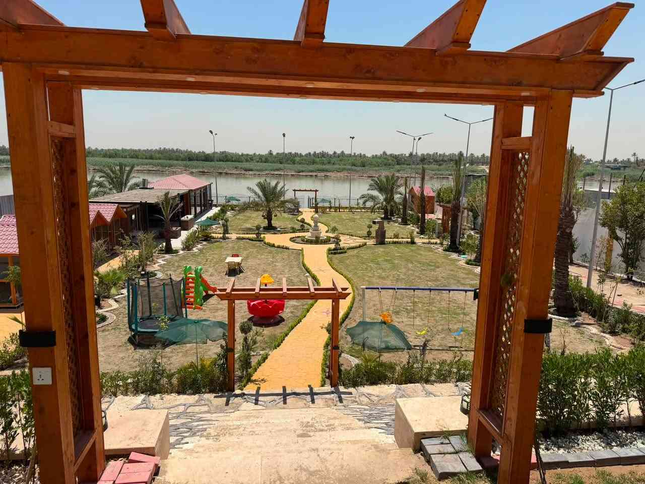 🌿 متخصصون في تصميم وتنسيق الحدائق المنزلية والعامة
💧 تركيب وصيانة شبكات الري الحديثة والمرشات الأوتوماتيكية  
📍 عمل بغداد و المحافضات - نغطي جميع المناطق
📞 للحجز والاستفسار: ***********
***********
