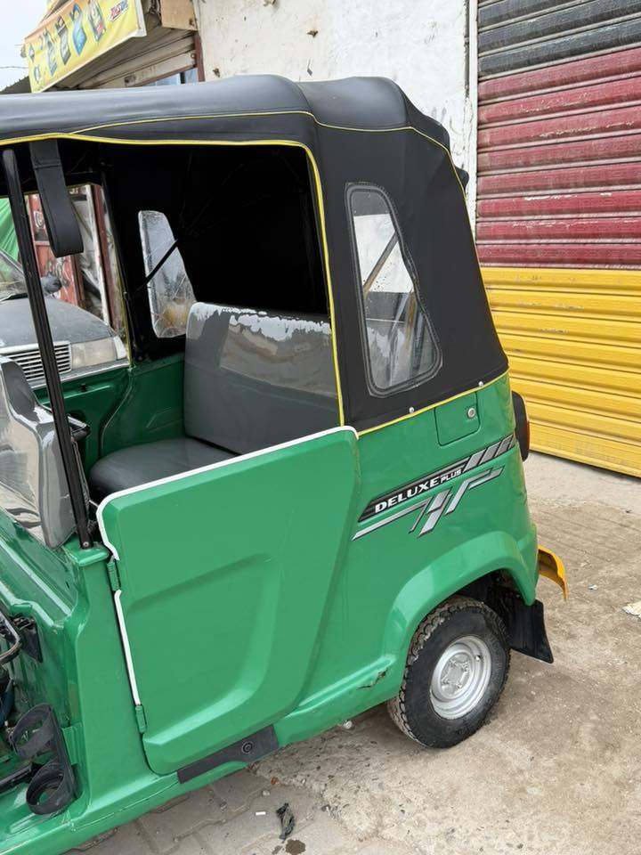 تكتك Tvsكفاله عامه من كشر ومحرك موديل(2022)السعر 8وبيه مجال شي      ***********
