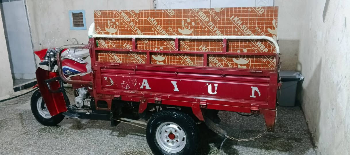 السلام عليكم ستوته دايوان موديل 2018 أوراق كامله كهربأيات شغاله سلف وهندر لايت اشاير  كله شغال مكينه 2024 بدي مغلف تخم تاير جوبلس اكسل كبس السعر 1200وبيها مجال حك الجيه العنوان بغداد السياحي مقابل حسينيه المعامل متواجد واتساب وهاذه رقمي ***********
