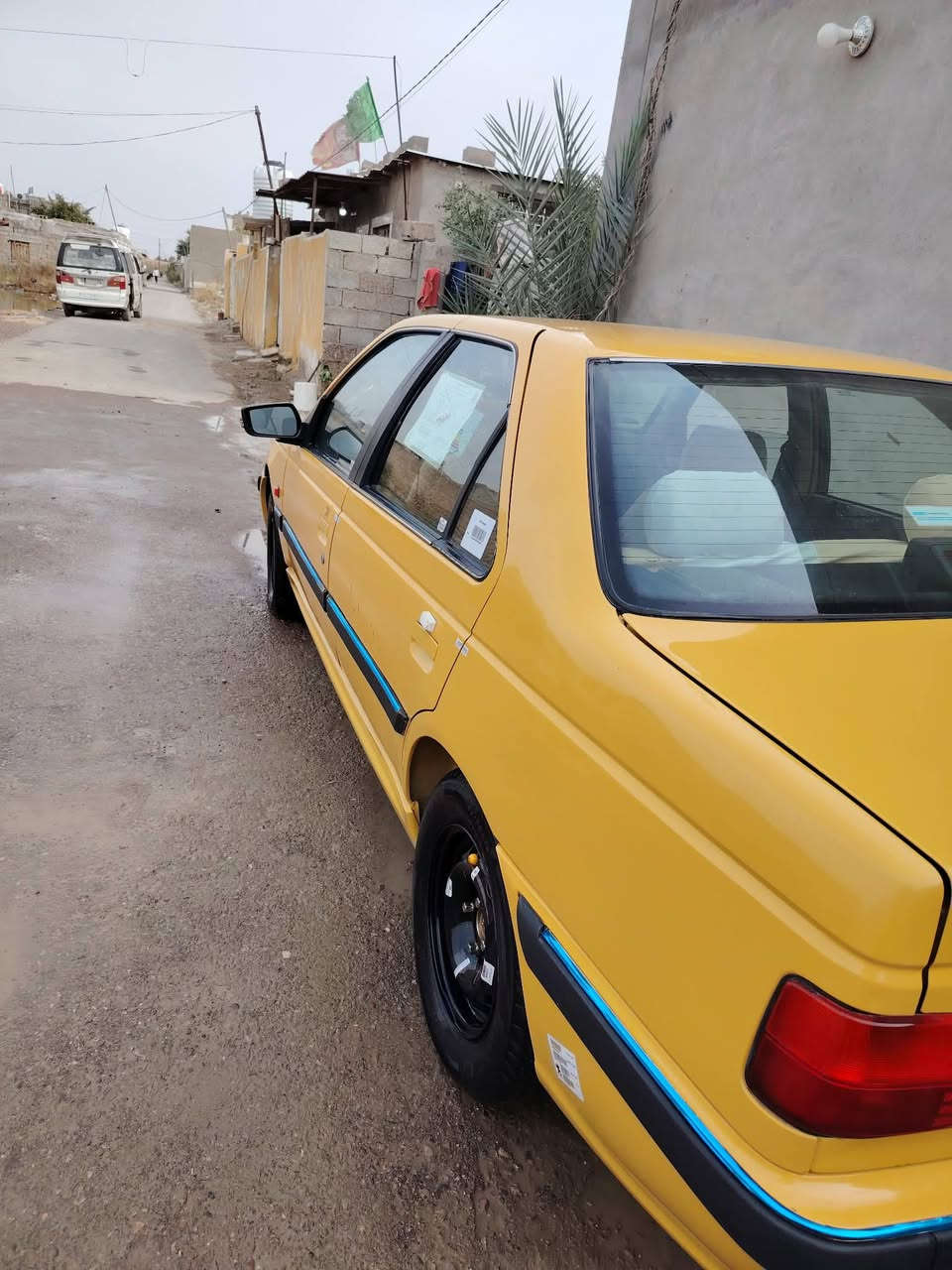 السلام عليكم بيجو بارص 2015سياره نضيفه  كير مكينه خير من الله تخم تاير جديد كلج جديد باتري جديد ارقام نكليزي سنويه لل 30 وبسمي  سياره بيه هلا لات الخلفيه مصبوغه  السعر 55وبيه مجال بسيط بالحقيقة بعد احلى من الصور مو شراي اعبر المنشور 
***********
