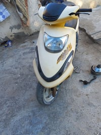 فراشه للبيع جوه سوك بيهه بس كابريتر تريد تنضفه تريد تبدله وسعرها ١٠٠ ن...