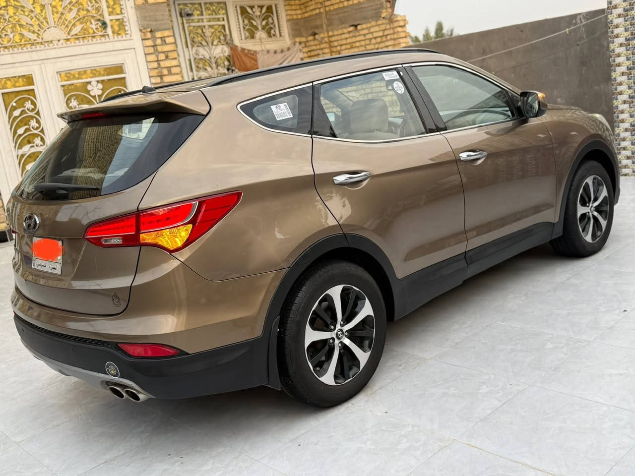 اللهم صل على محمد وال محمد 
السلام عليكم هونداي سنتافي موديل 
2013 خليجي محرك 4 سلندر 
كفاله عامه ضربه وصبغ وتبديل وفتح 
وخياس وجراد سياره جديده وجاهزه 
مواصفات 7 راكب تبريد 3 قطع 
شاشه كأمره بلمرايه لد امامي وخلفي 
فول تحكم استرين شاره بلمرايه 
مرايات شفط قلاب يدات نيكل بلاد 
حساس خلفي محرك 2400 دوش 
جاهزه من كلشي كير ومكينه وحداديه وتبريد ثلج تخم تاير جديد دواخل كلش جديده رقم بصره حرّه مشروع وطني تحويل ثاني السعر 142 
مكان السياره الناصريه الشراي 
يتصل رقمي ***********
