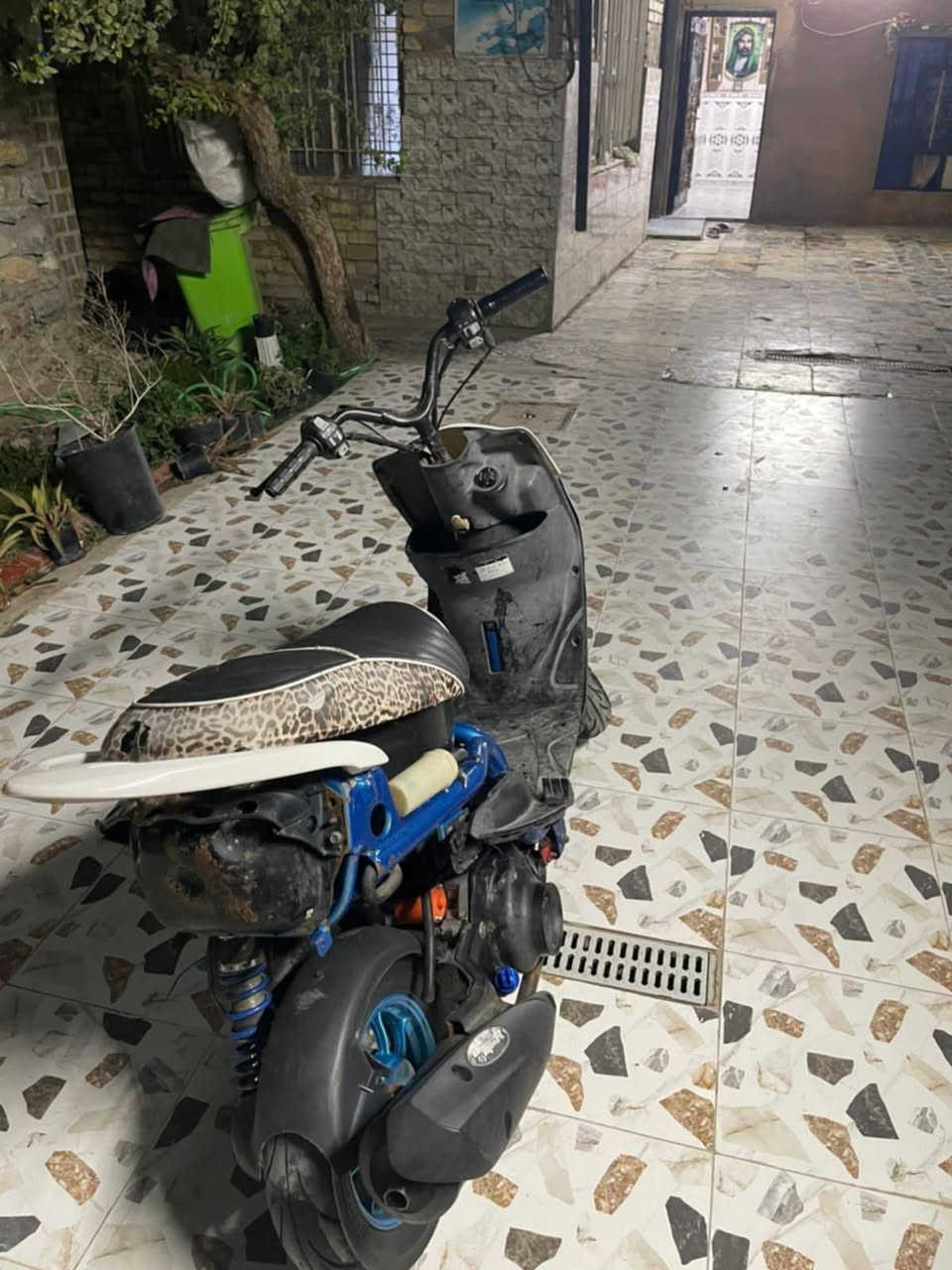 السلام عليكم شباب مال لعب للبيع سعر 350 وبيها مجال مكان بغداد الرشاد رقم الهاتف ***********
