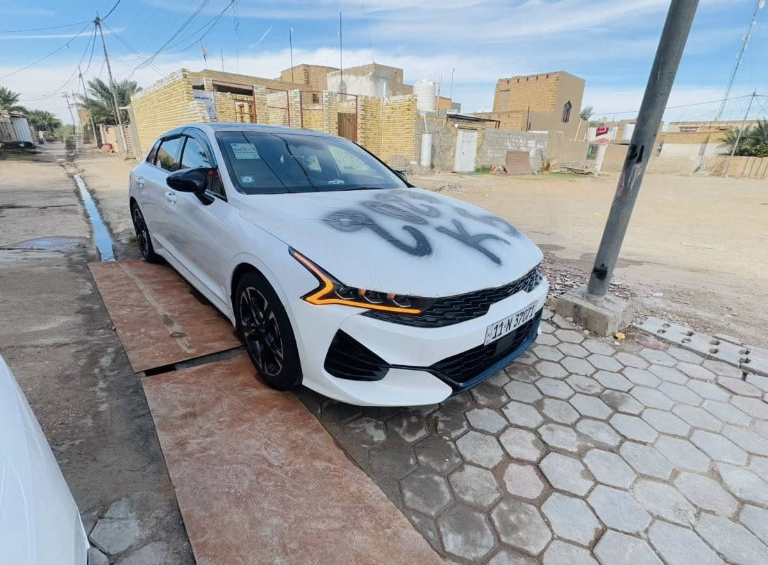 يالله السلام عليكم للبيع K5 موديل 2023
فئه جي تي لاين اعلى فئه بالمواصفات فول للاخير 

سياره رقم بغداد حره باسمي 

ماشيه 25
مكينة 1600 تيربو ✈️
الموصفات 
_شاشه تاب كبيره

_كشن كهربائي

_تدفئة كشنات

_تدفئه ستيرن

_شحن لاسلكي

-رادار 360 

-نقطه عمياء

-توقف ذاتي عند الاقتراب امامي وخلفي 

قياده ذاتيه

تحديد مسار 

مثبت سرعه 

اربع انظمه قياده

سماعات صوت بيوس 

حساسات امامي خلفي

كامرا دوارا 

بنوراما 

اتو هولد 

سايد بريك بصمه 

ترحيب عند الاقتراب

دخول ذكي 

صندوق ذكي متحسس 

بصمه تشغيل

بصمة بيبان 

رادار امامي وخلفي وجانبي

تبريد منفصل

شاشه تبريد بيانو

لايت ثلاث عدسات اصلي لد 

داخل لونين اسود و احمر مختوم علامة جي تي

السياره عليها ادامه كامله جاهزه على اخر حبايه 
+تخم تاير صار 8 ايام مشدود  

السياره بيها اربع قطع صبغ 

السعر 155

اخوان الما يعجبه المنشور يترك كلمه طيبه والرزق على الله
والتوفيق للجميع 

مكاني واسط 

رقم الهاتف 
***********
***********
