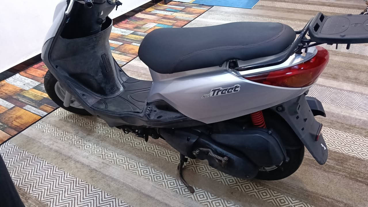 اكزز ياباني نوزل دراجة رمبه كفاله عامه مكينة بلكارتون بشرط برغي ممفتوح بيهه كفرات اصليه دراجه كلهه بلاديه سعر مليون 150 لا تكلي شبيهه مكفوله ***********
