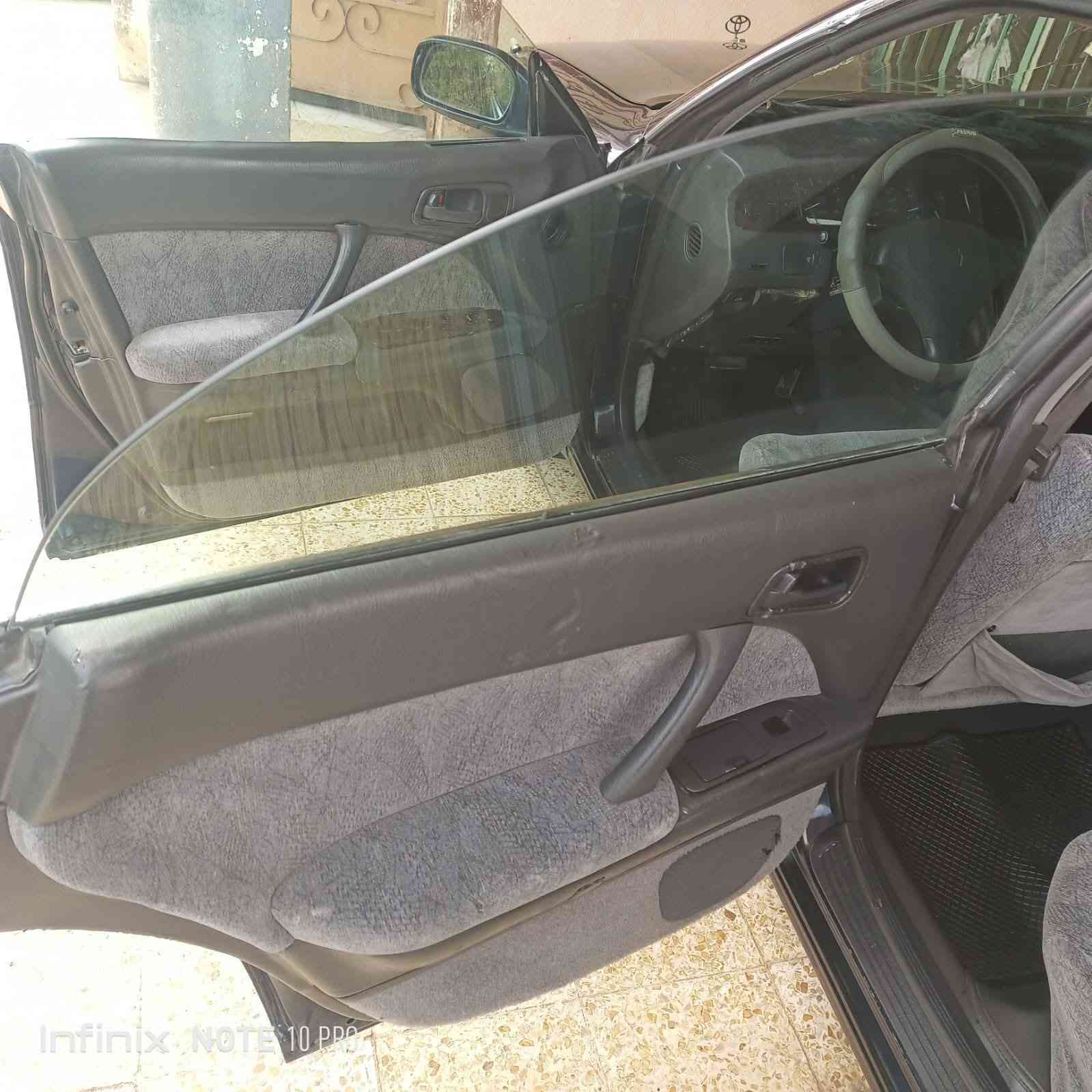 بطه موديل 93 لون نيلي حبري  سياره گير محرك شرط  لا كص ولا معجون ولا ضربه وضع شركه داخل جديد سياره جاهزه رقم الماني صلاح الدين  شرط التحويل جام اكرستال اخضر السعر 57وبيها مجال شي قليل مكلف بالنشر 
للتواصل ***********
