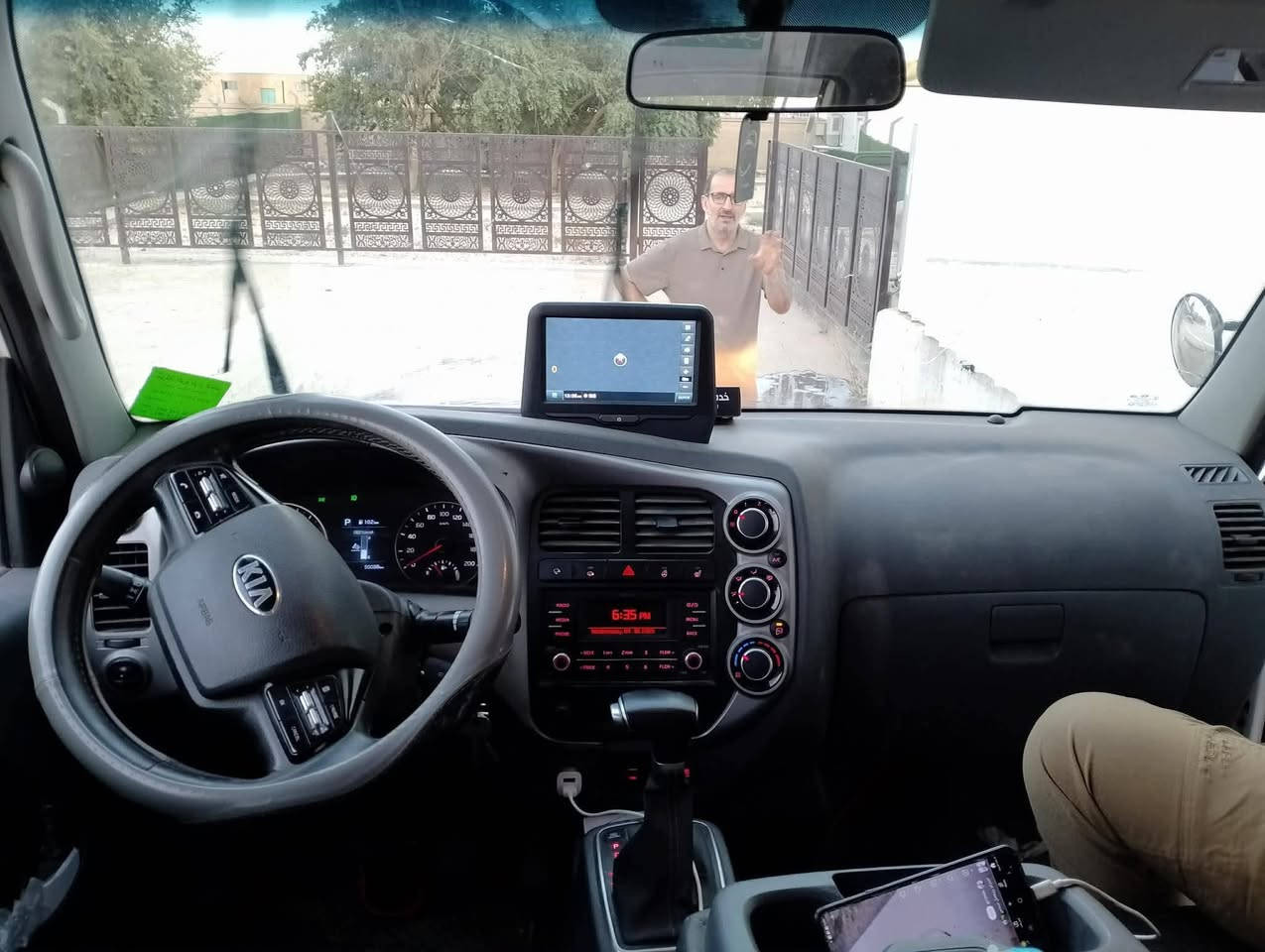 كيا حمل دبل قماره
موديل 2021
ماشيه 63 وقابل للزيادة 
مكينه وكير وتبريد كفاله 
سياره مكفوله كفاله عامه 
رقم بغداد باسمي تحويل ثاني يوم 
بيع مستعجل 
مكان سياره بغداد الدولعي 
***********
