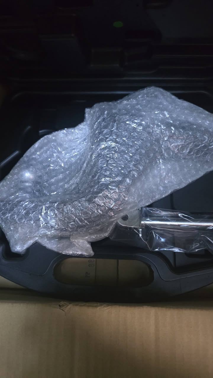 هوك سحب تويوتا +لكزس 2024 اصلي وكالة غير مستخدم 
يجر اكثر من 3000kg
مع الحقيبة و العلبة الخاصة 
ملاحظة . يرهم للسيارات الامريكية و غيرها 
250$
***********
