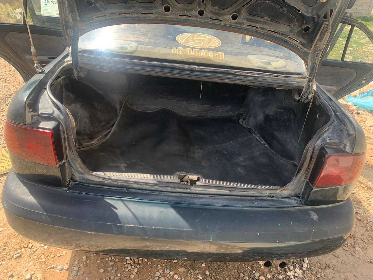 السلام عليكم سوناتا تو للبيع موديل 94 كير جديد صدر امامي جديد داخلها نضيف كلش كهربائيات كامله بلاد تدفة نار تبريد كامل بس ما مربوط ماعرف شبيه مكينه بيها بخار بس ماتنقص ولاقطره شرط سنوية لنهاية 26
سعر 37 وبيها مجال 
رقمي ***********
