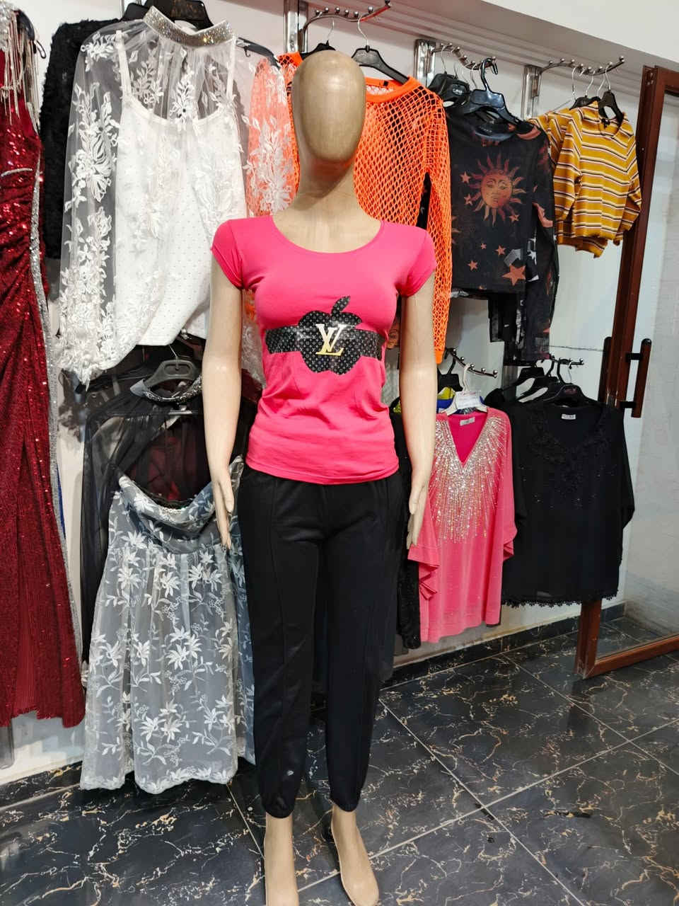 عرض +مسابقة 
اي بلوزة او بيجاما بالصور
بسعر 50000🤩🤩 وفي تشكيلة وموديلات كتير
شروط المسابقة:
 1- أرسال دعوات للأصدقاء 
2- التعليق على المنشور
3- مشاركة المنشور 
سوف نختار ثلاث رابحات معنا
اعلان الفائزين يوم الاثنين صباحا 
سوف يتم اختيار الاسماء حسب النقاط


**إذا كنت صاحب هذا الإعلان وتريد حذفه لأي سبب، رجاءا أرسل رسالة إلى الدعم الفني**