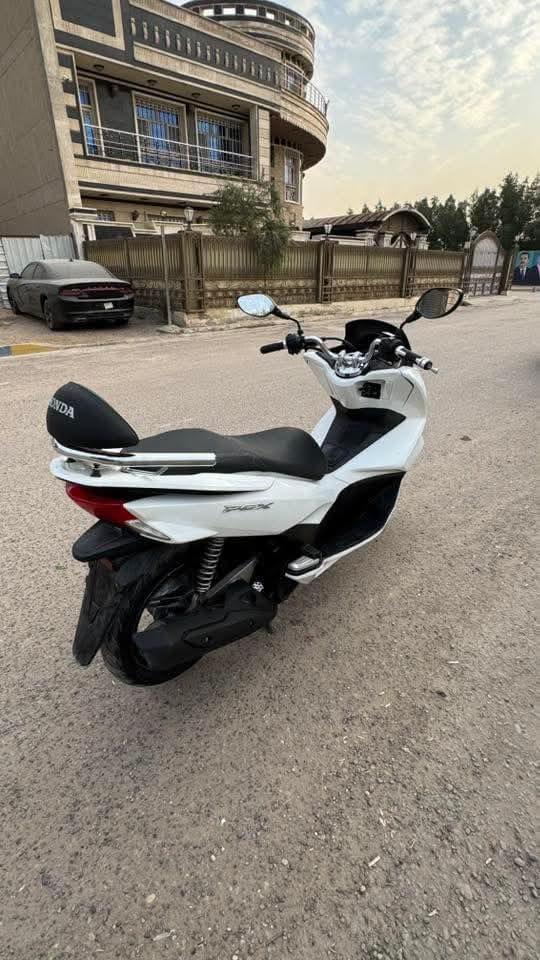 PCX ياباني جيل الثاني كفاله من كلشي أوراق اصولي حساسات كلشي شغال السعر مليون و950 الرقم *********** عنواني الاسكندريه
