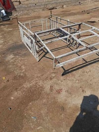 شباب متجر للبيع السعر سعر 60 07726238452