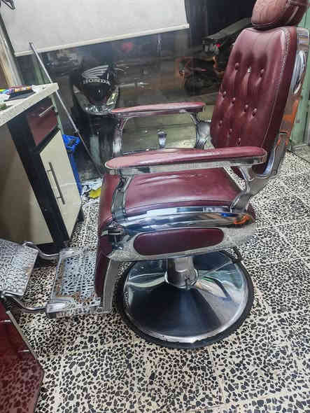 كرسي أخو جديد كلة شغال للبيع ***********
