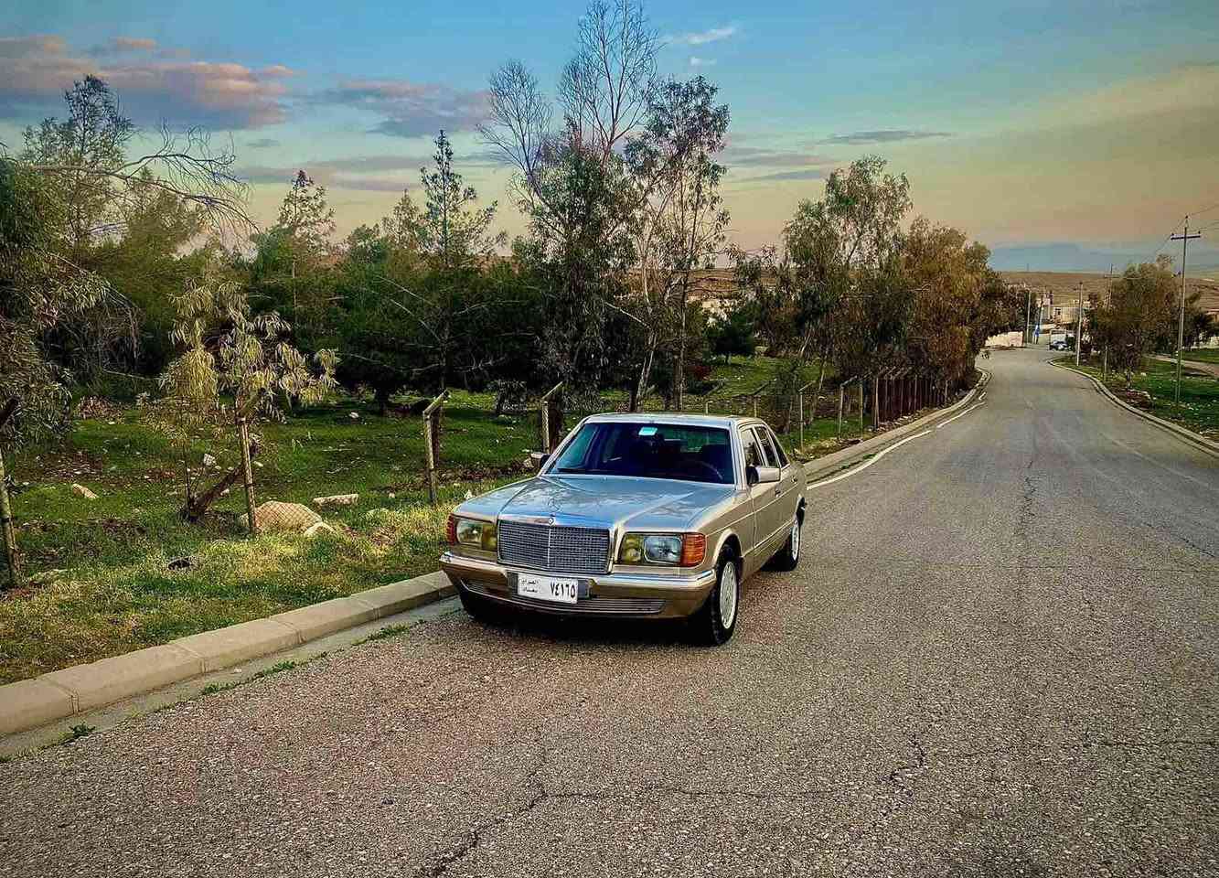 مرسیدیس ڕیاسی 
 بۆفرۆشتن 
ئاڕم پلاستیک سلێمانی 
گێڕ تۆماتیک
مەکینە بەتە
مۆدێل 1989
ڕەنگ برۆنزی
سوکان پاوەر 
سەقف سڵاید
جام کارەبایی
زۆر مواسەفاتی تر
بۆ پیوەندی کردن 
*********** كويسينجاك, أربيل
